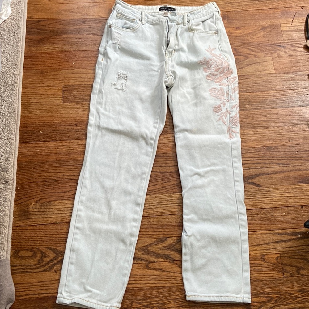 Kendall and Kylie size 24 floral embroidered jeans